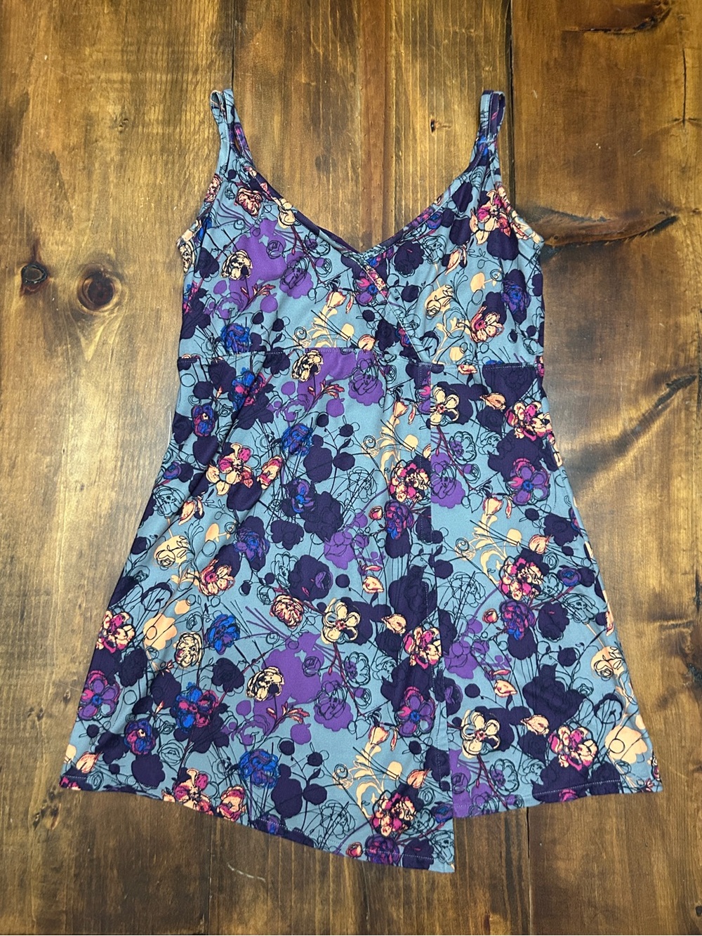 REI floral Athletic tank top with adjustable straps Purple and Grey Workout Top